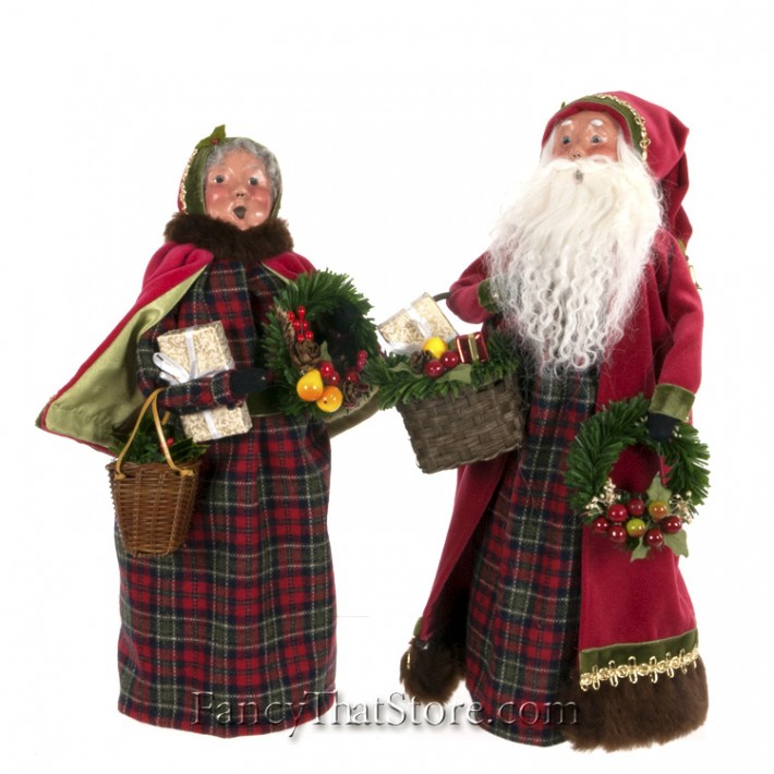 English Countryside Santa and Mrs. Claus by Byers' Choice